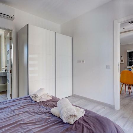 Modern Apartment Just Off The Promenade Sliema Luaran gambar