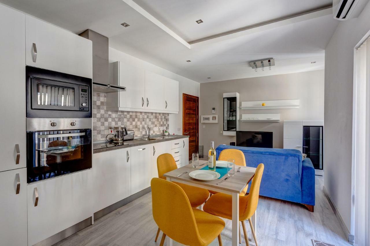 Modern Apartment Just Off The Promenade Sliema Luaran gambar