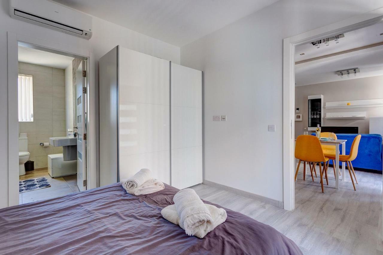 Modern Apartment Just Off The Promenade Sliema Luaran gambar